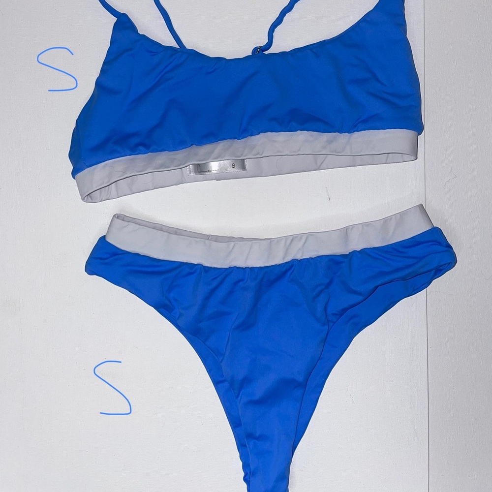 Blue cheeky bikini